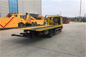 柞水非事故拖车